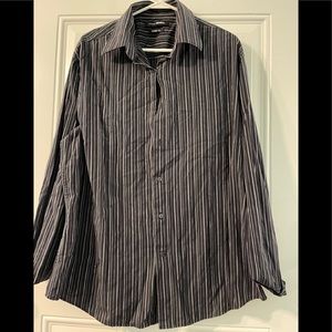 Striped Modern fit mens dress shirt